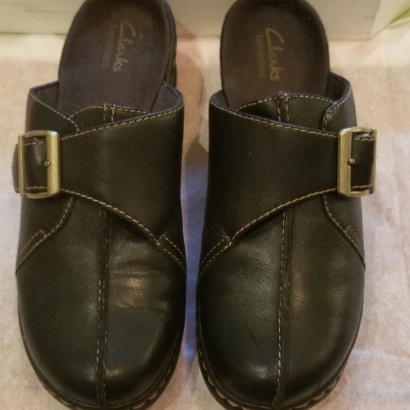 bendable clarks womens shoes